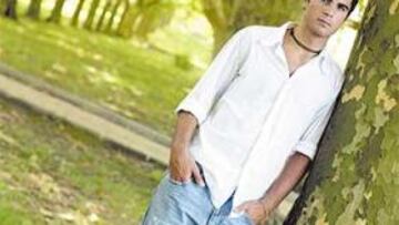 "En una semana pase de jugar en Burriana a hacerlo en San Siro de titular en Champions".