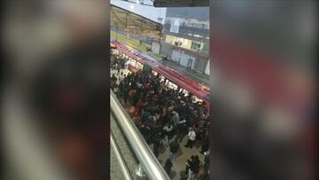 Aglomeraciones en Transmilenio en la jornada de cuarentena de lunes 12 de abril