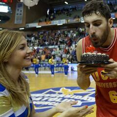 El UCAM Murcia gana enteros en la pelea por jugar el playoff