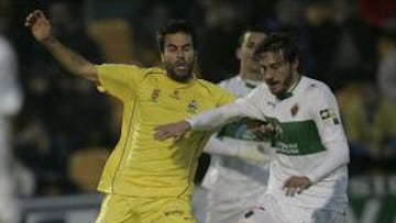 Mantecón permite al Elche lograr el triunfo en Alcorcón
