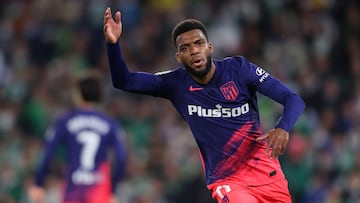 Thomas Lemar celebra su gol al Betis.