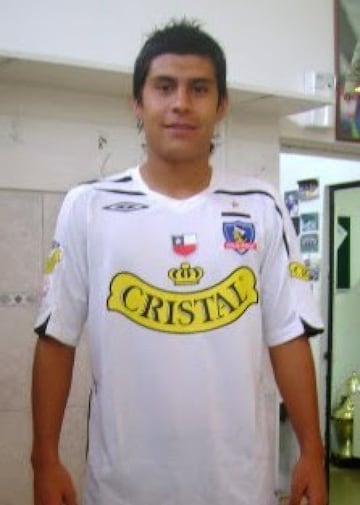 Futbolistas que vistieron las camisetas de Colo Colo y la U