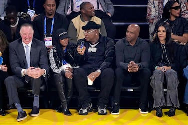 E-40, rapero de la Bahía de San Francisco, y Barry Bonds, exbeisbolista que jugó en las Grandes Ligas de Béisbol durante 22 temporadas.