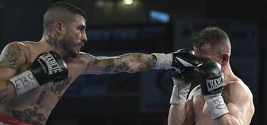 Nicolás González no pudo más ante un Parra excelso