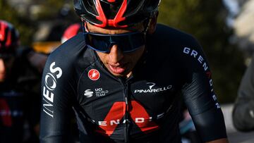 Egan Bernal, corredor del Ineos, reconoci&oacute; una de las duras etapas del Giro de Italia junto a su t&eacute;cnico. Ser&aacute; en la in&eacute;dita cima del Alpe di Mera