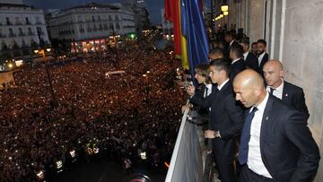 Cristiano, en la Puerta del Sol: "Así, así, así gana el Madrid"
