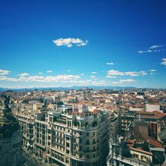 Una familia estadounidense se muda a España y señala lo que van a hacer durante un año: “Eso es duro para mi personalidad”