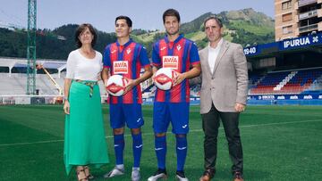 Tejero y Olabe, presentados como nuevos jugadores del Eibar.