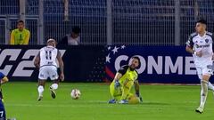 Un árbitro chileno no perdona a Eduardo Vargas y lo amonesta por esta “viveza”