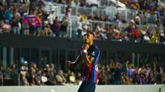 Raphinha: “Following in the footsteps of Barça’s Brazilian idols is a huge honour”