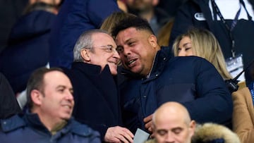 VALLADOLID, SPAIN - DECEMBER 30: Ronaldo Nazario President of Real Valladolid CF talking with Florentino Perez president of Real Madrid CF prior the game during the LaLiga Santander match between Real Valladolid CF and Real Madrid CF at Estadio Municipal Jose Zorrilla on December 30, 2022 in Valladolid, Spain. (Photo by Diego Souto/Quality Sport Images/Getty Images)