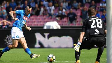 El Nápoles golea al Cagliari y es el líder provisional de la Serie A
