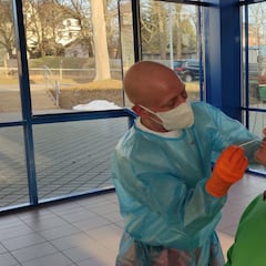 ¿Cuánto se cobra si estoy de baja por COVID-19 y qué pasa con las vacaciones y pagas extra?