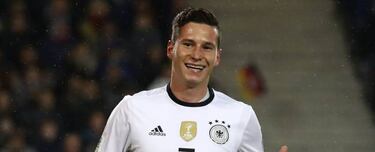 Los diez agentes m¨¢s poderosos del mundo del f¨²tbol