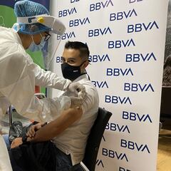 Vacunación obligatoria para empleados: qué empresas lo exigirán y cuándo comenzará