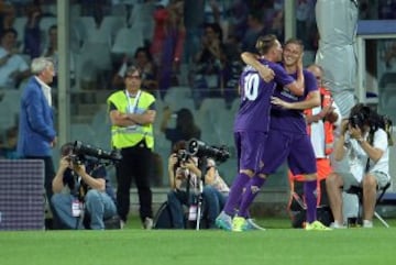 Federico Bernardeschi celebró uno de los goles con Joaquín.