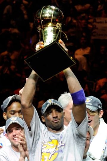 Kobe Bryant, leyenda de Los Angeles Lakers