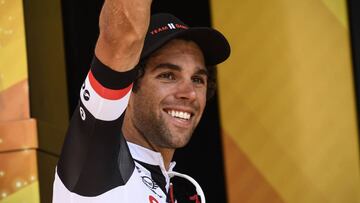 Michael Matthews celebra su segunda victoria en el Tour de Francia 2017.