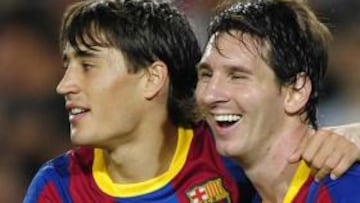 <b>NO SE PARECEN. </b>Bojan y Messi, en una imagen reciente.