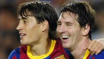 <b>NO SE PARECEN. </b>Bojan y Messi, en una imagen reciente.