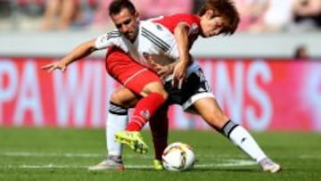 Yuya Osako, ante Alcácer.