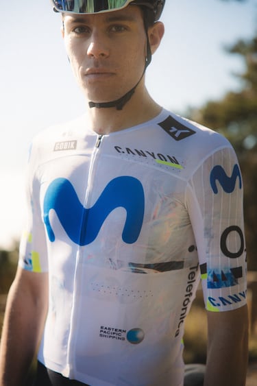 Los nuevos maillots del ciclismo para 2026: Movistar e Ineos de blanco...