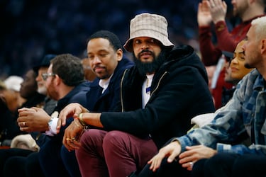 Joakim Noah,exjugador de baloncesto con triple nacionalidad, francesa, estadounidense y sueca que disputó 13 temporadas en la NBA.