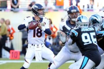 Peyton Manning liderando el ataque de los Broncos.