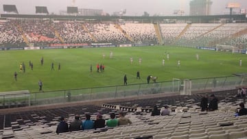 Corte de luz detuvo duelo de Palestino por casi 20 minutos