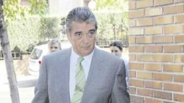 <b>QUEJAS.</b> Solans se queja en privado de los últimos arbitrajes.