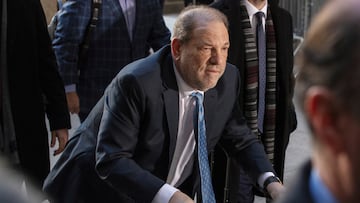 Los abogados de Harvey Weinstein señalaron que el exmagnate del cine necesita “mucha ayuda física” y le están realizando varias pruebas.