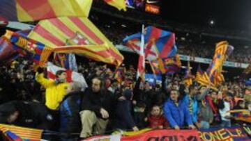 Imagen de uno de los fondos del Camp Nou donde se agrupan las principales peñas.