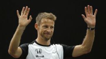 Jenson Button visitó la fábrica de Honda en Japón.