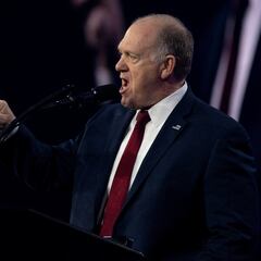 El zar de la frontera responde a Selena Gomez: “Si no te gusta, ve al Congreso y cambia la ley”