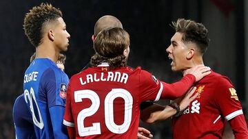 Firmino es acusado de racismo e investigado por la FA