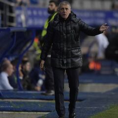 Lucas Alcaraz vuelve a seguir los pasos de Ramis en un banquillo