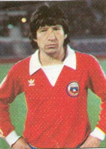 Juan Carlos Orellana: El Zurdo de Barrancas jugó 17 partidos por Chile pero sólo anotó un gol oficial. Fue el descuento en el 1-2 ante Uruguay por la Copa América de 1983.