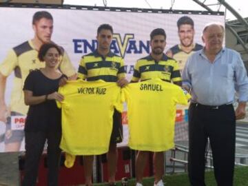 El Villarreal presentó a Víctor Ruíz y Samuel.