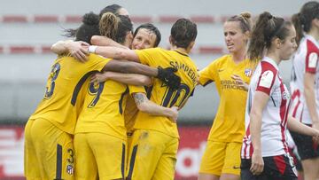 El Atl&eacute;tico tiene que ganar al Valencia.
 