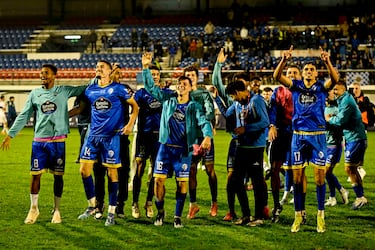 La Copa mola y para marrón, el de Livakovic