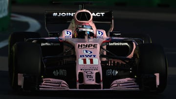 Sergio Pérez con el Force India en Bakú.
