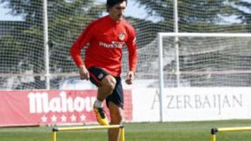 Savic, ayer entren&aacute;ndose en solitario.