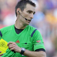 De Burgos Bengoechea arbitrará el Atlético de Madrid-Valencia