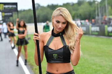 Las chicas más guapas del paddock de Brno