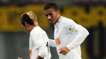 Danilo: "Neymar antes intentaba engañar al árbitro"