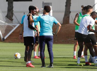 Bordalás con Thierry Correia.