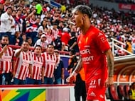 El polémico gesto del Chicote Calrderón a la afición de Chivas