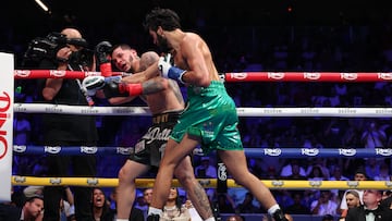 Genesis Calderón, la esposa del boxeador puertorriqueño, apuntó que los vendajes de Sheeraz tenían una sustancia amarillenta.
