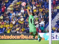 during the 11th round match between America and Mazatlan FC as part of the Liga BBVA MX Varonil, Torneo Clausura 2026 at Ciudad de los Deportes Stadium, on March 15, 2026 in Mexico City, Mexico.