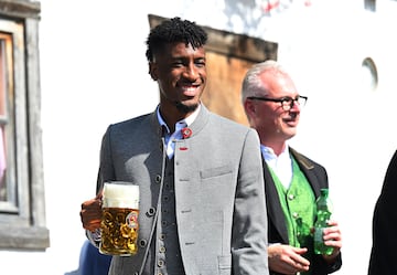 Kingsley Coman durante la fiesta del Oktoberfest celebrado en Munich.